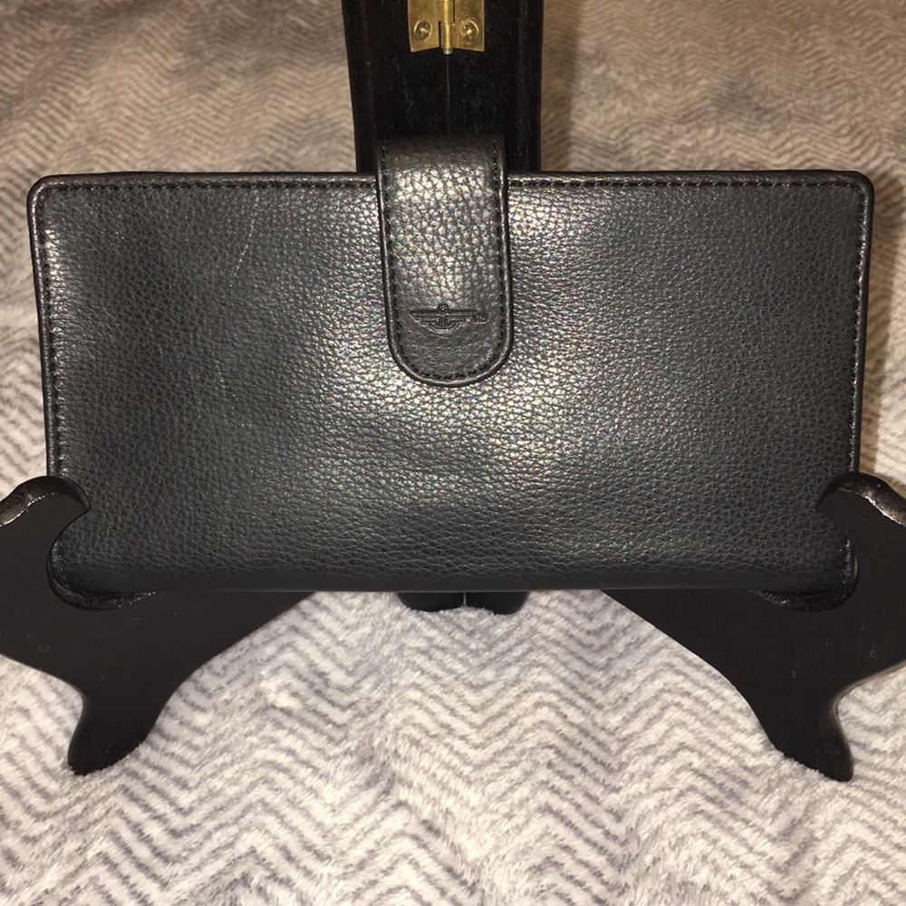 NWOT Genuine Leather Black Checkbook Wallet